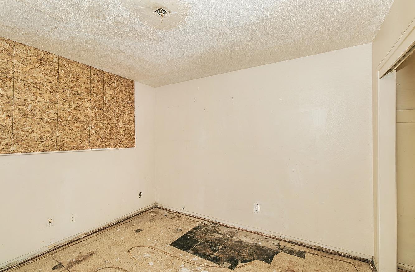 2970 S Martin L King Jr Blvd, Fresno, CA 93706