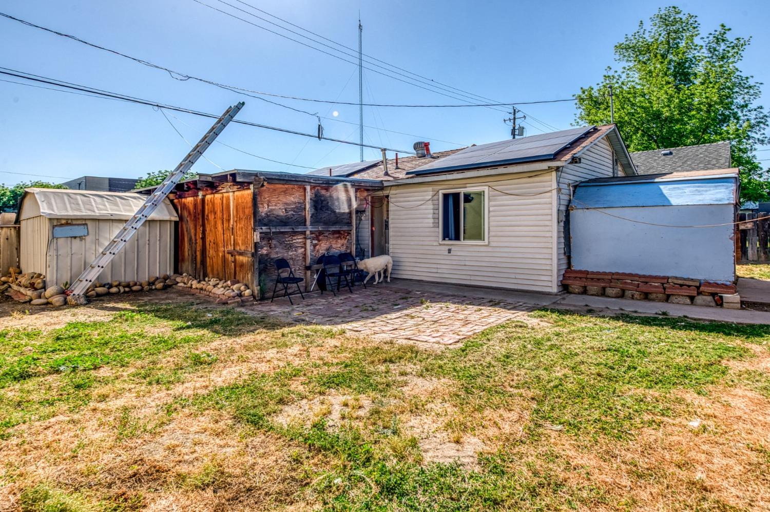 1245 F St, Reedley, CA 93654