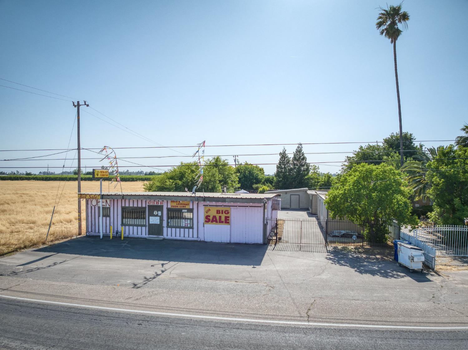 43125 Road 80, Dinuba, CA 93618