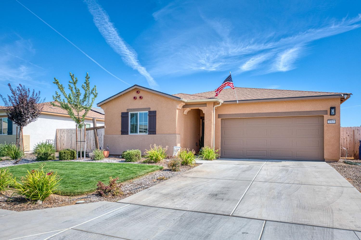 1965 E Evening Glow Ave, Reedley, CA 93654