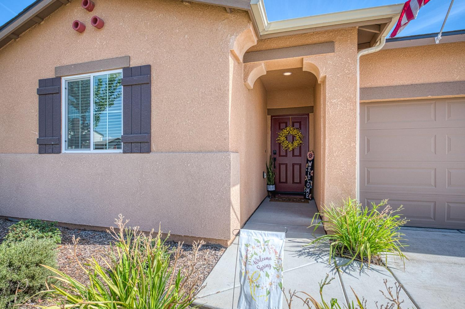 1965 E Evening Glow Ave, Reedley, CA 93654