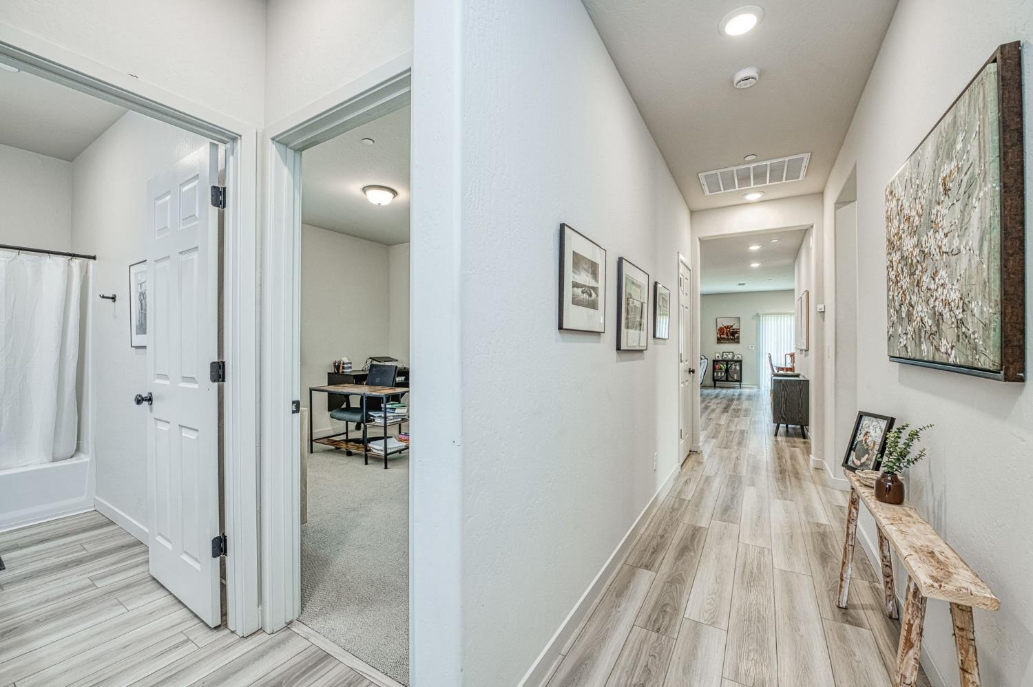 1965 E Evening Glow Ave, Reedley, CA 93654