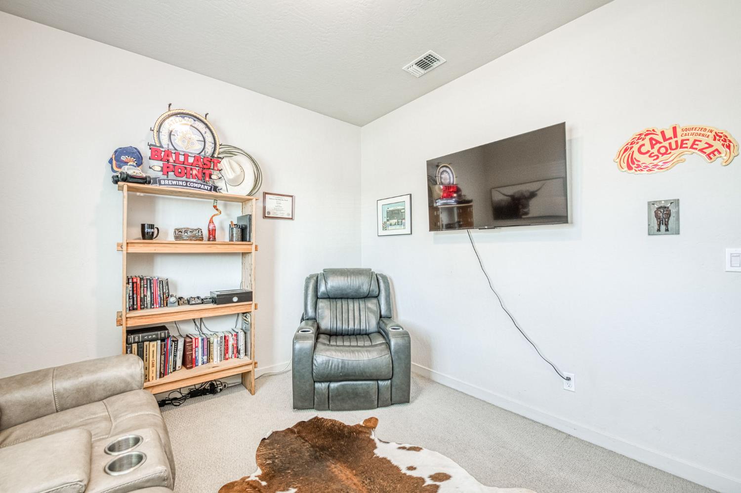 1965 E Evening Glow Ave, Reedley, CA 93654