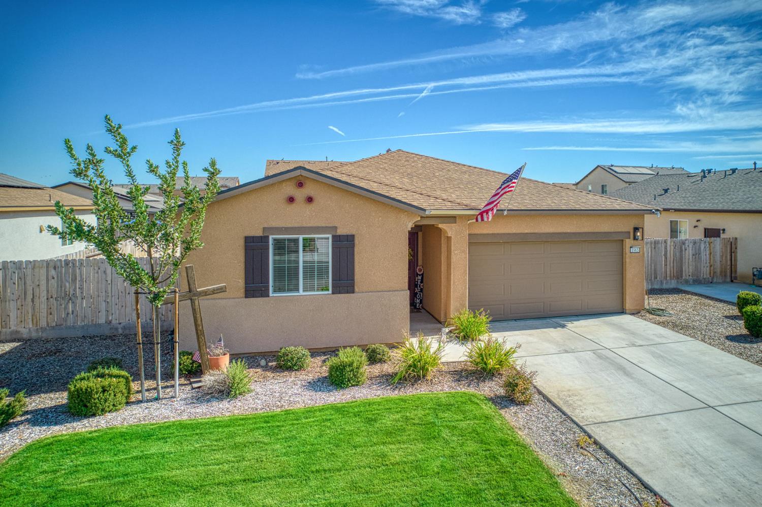 1965 E Evening Glow Ave, Reedley, CA 93654