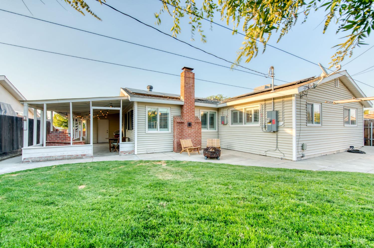 544 Rall Ave, Clovis, CA 93612