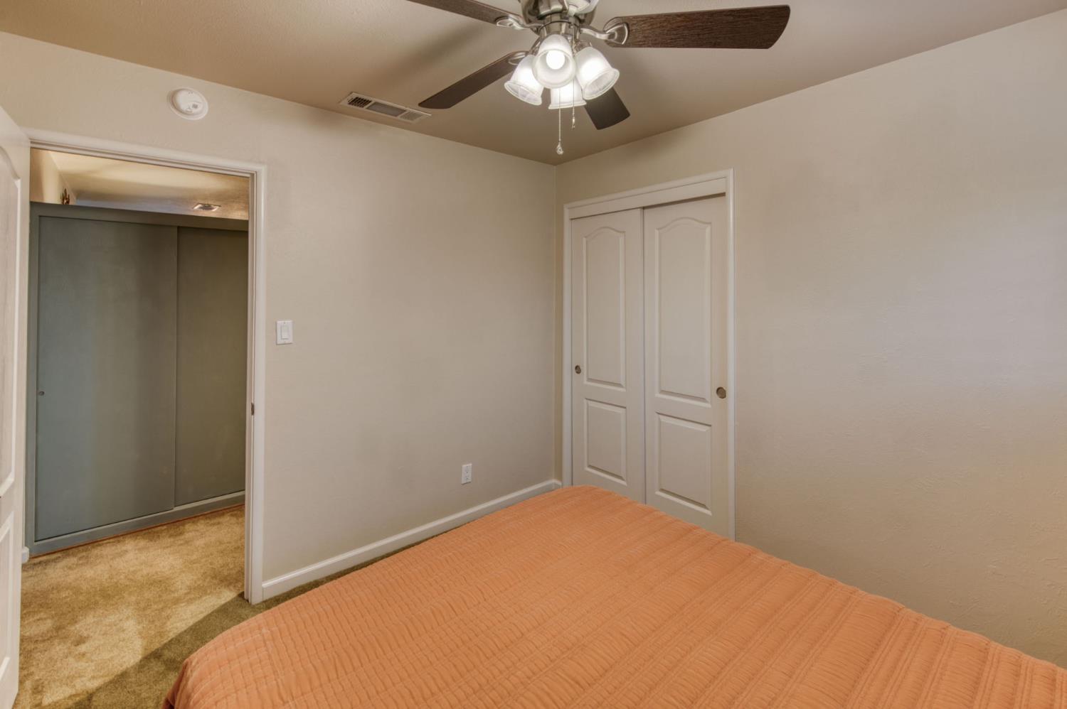 544 Rall Ave, Clovis, CA 93612