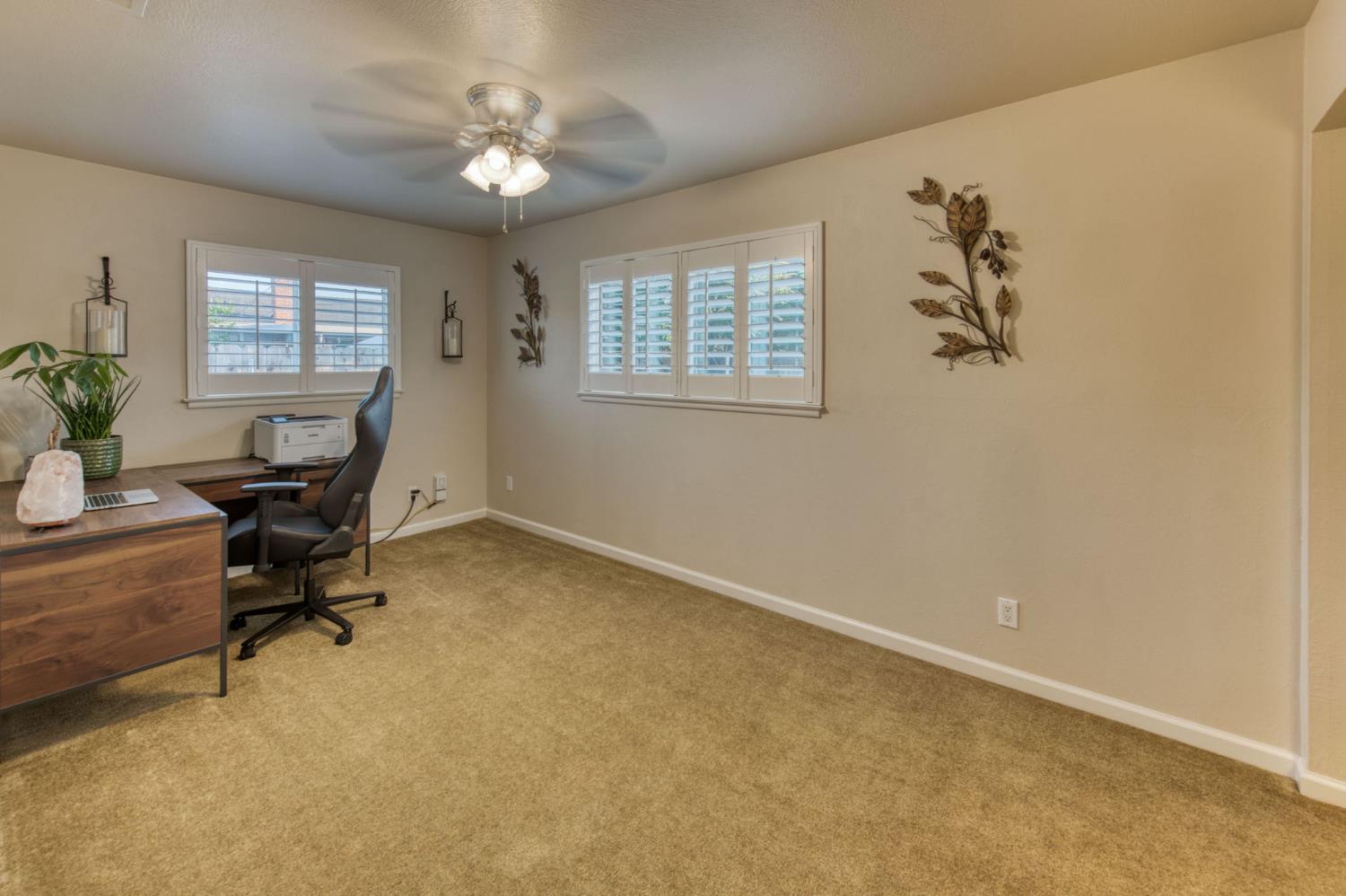 544 Rall Ave, Clovis, CA 93612