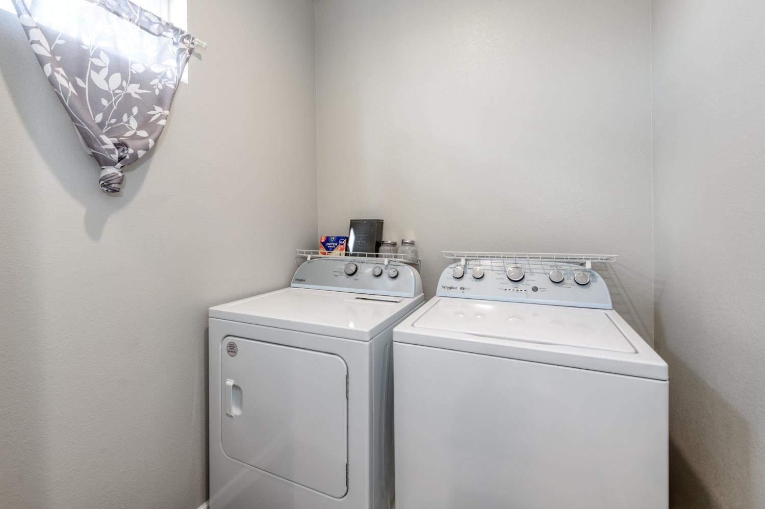 3975 Ramona Ave, Clovis, CA 93619