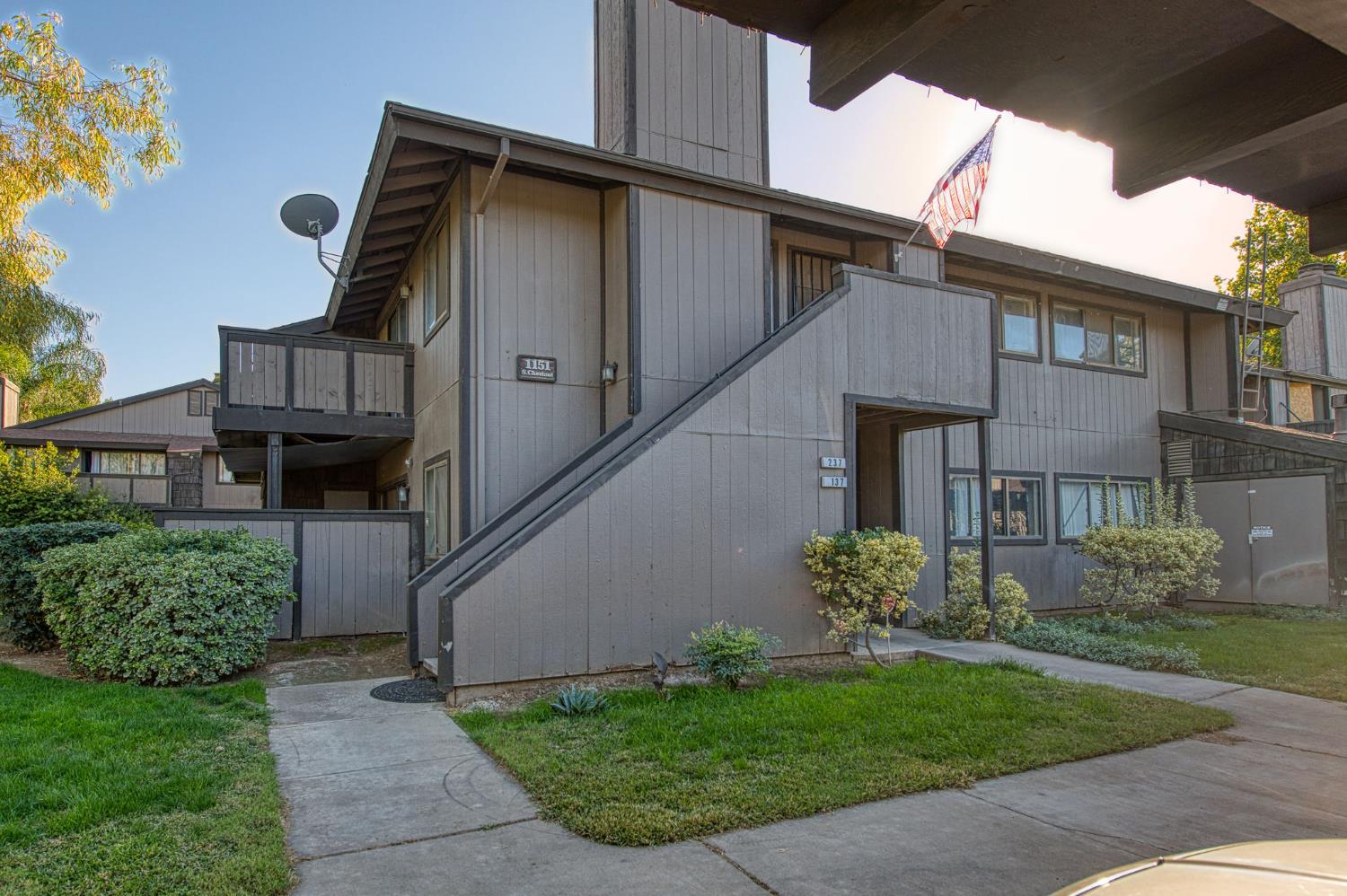1151 S Chestnut Ave #237, Fresno, CA 93702