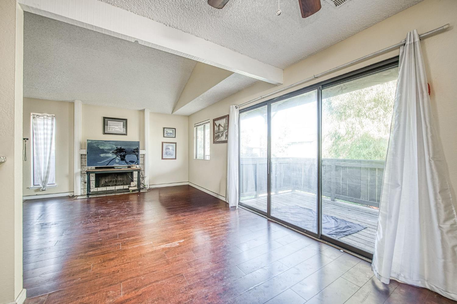 1151 S Chestnut Ave #237, Fresno, CA 93702