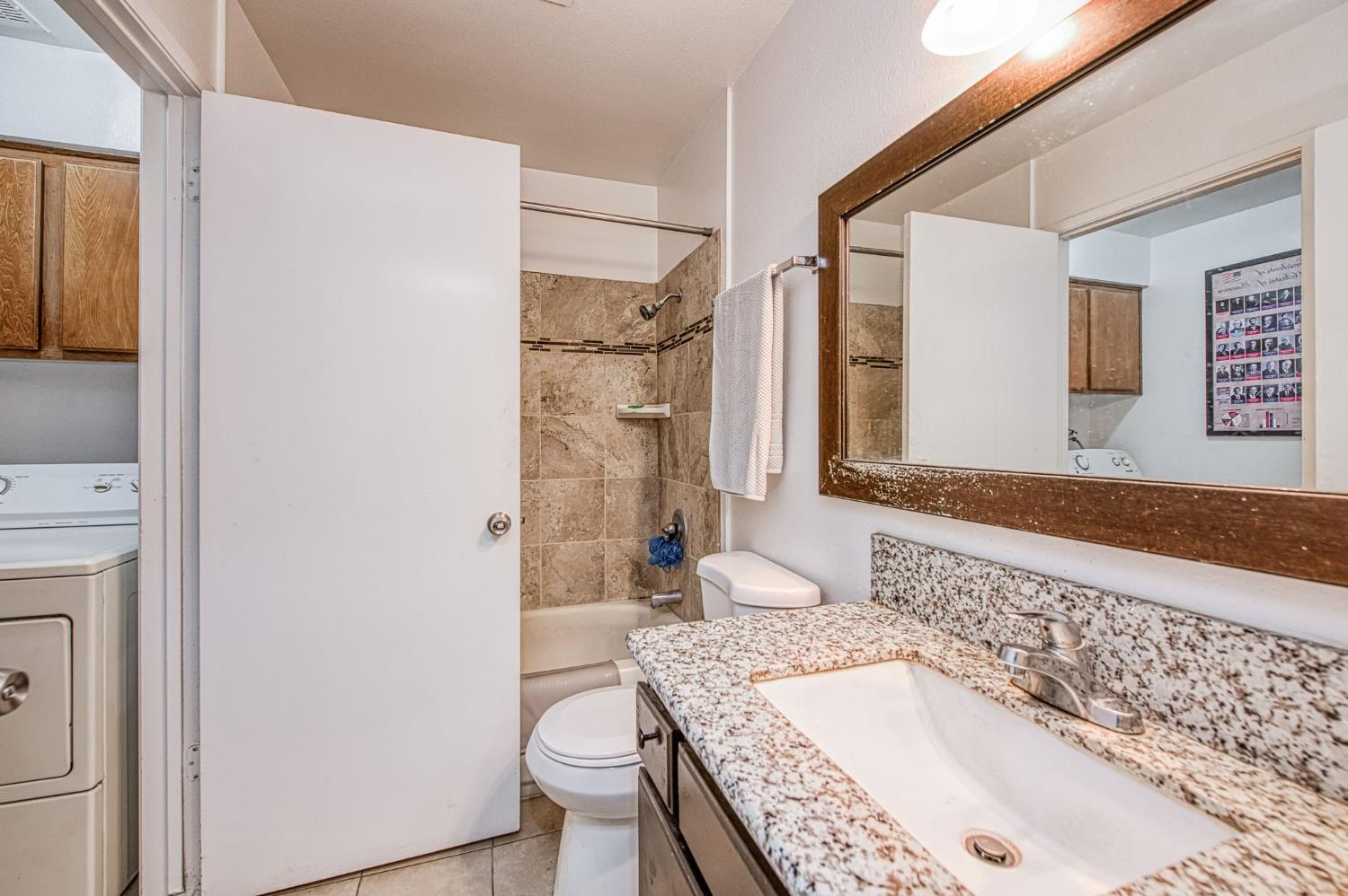 1151 S Chestnut Ave #237, Fresno, CA 93702