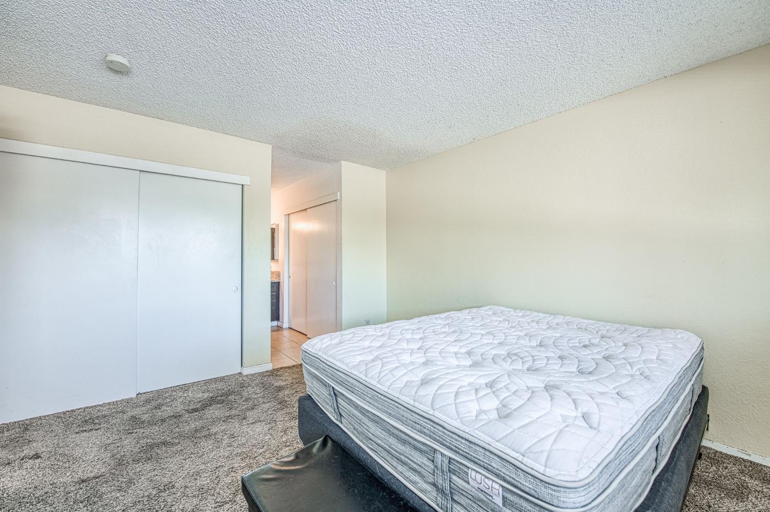 1151 S Chestnut Ave #237, Fresno, CA 93702