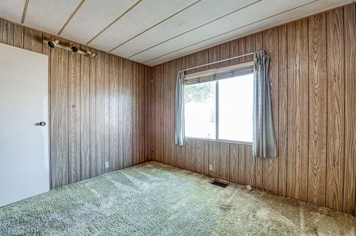 1300 W Olson Ave #75, Reedley, CA 93654