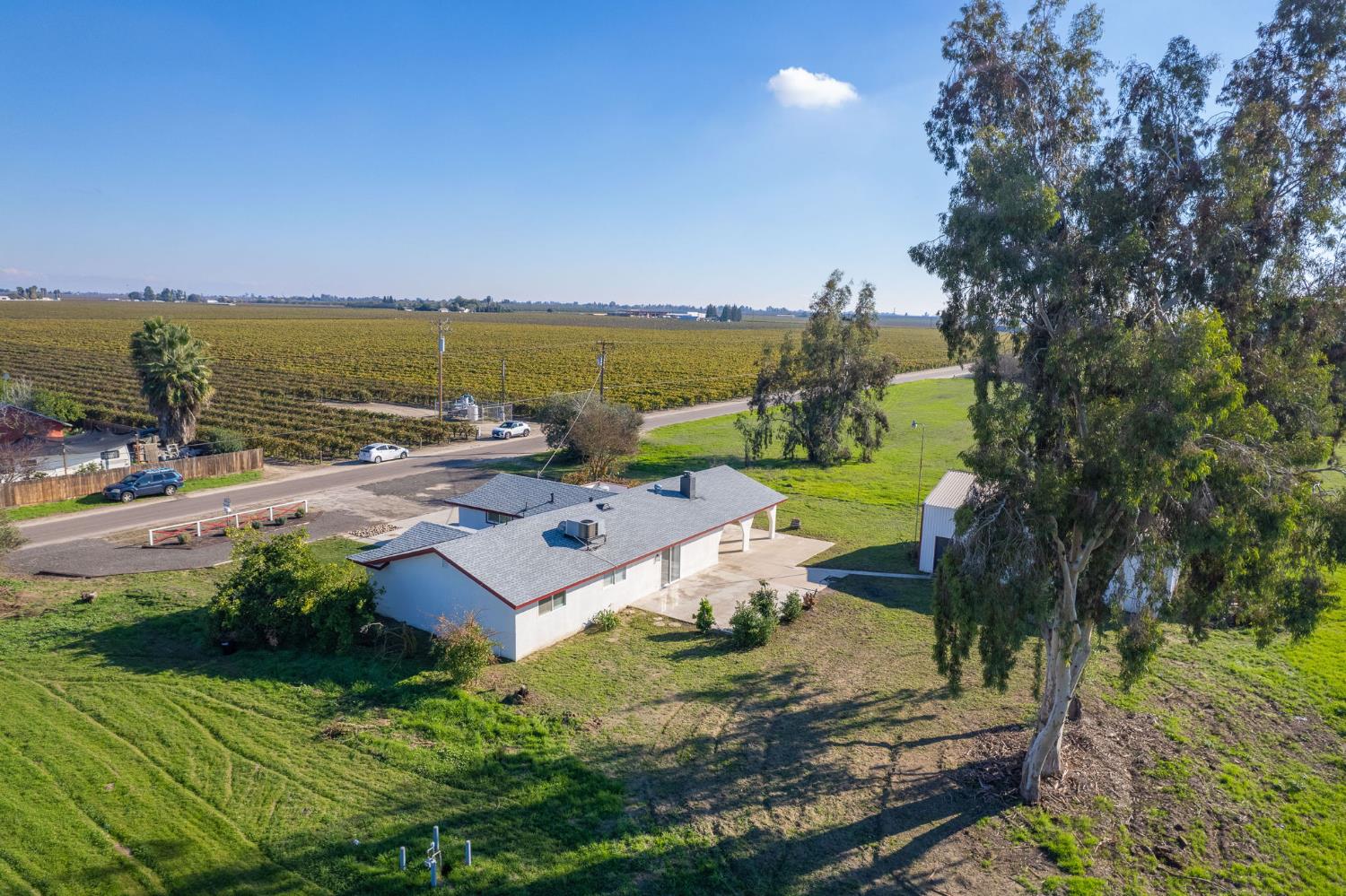 12027 S Brawley Ave, Caruthers, CA 93609