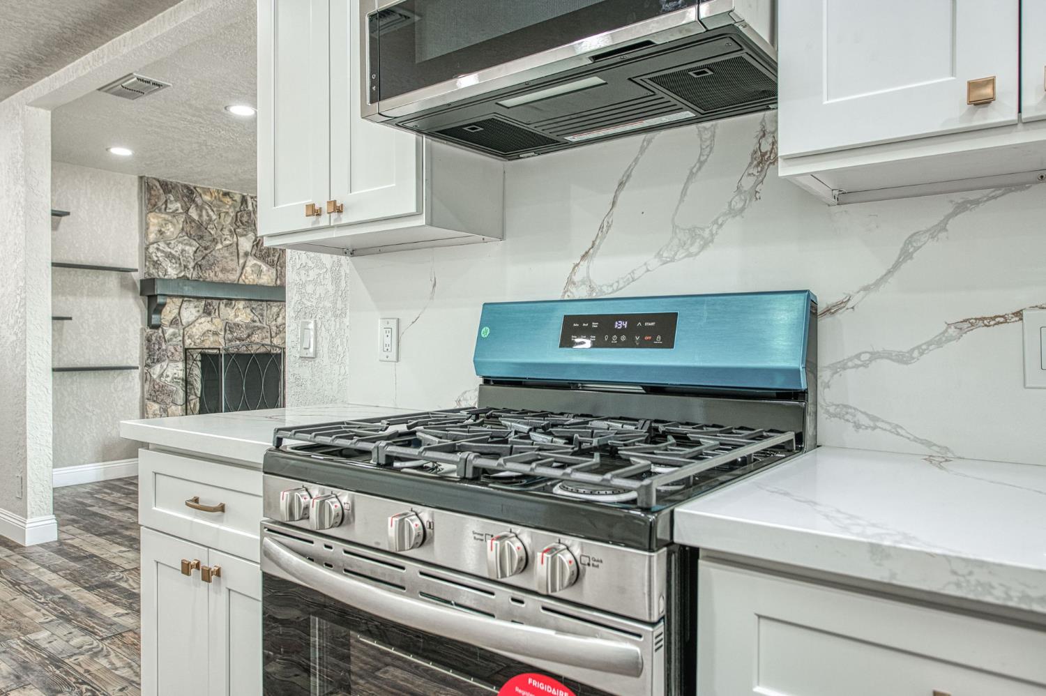 12027 S Brawley Ave, Caruthers, CA 93609