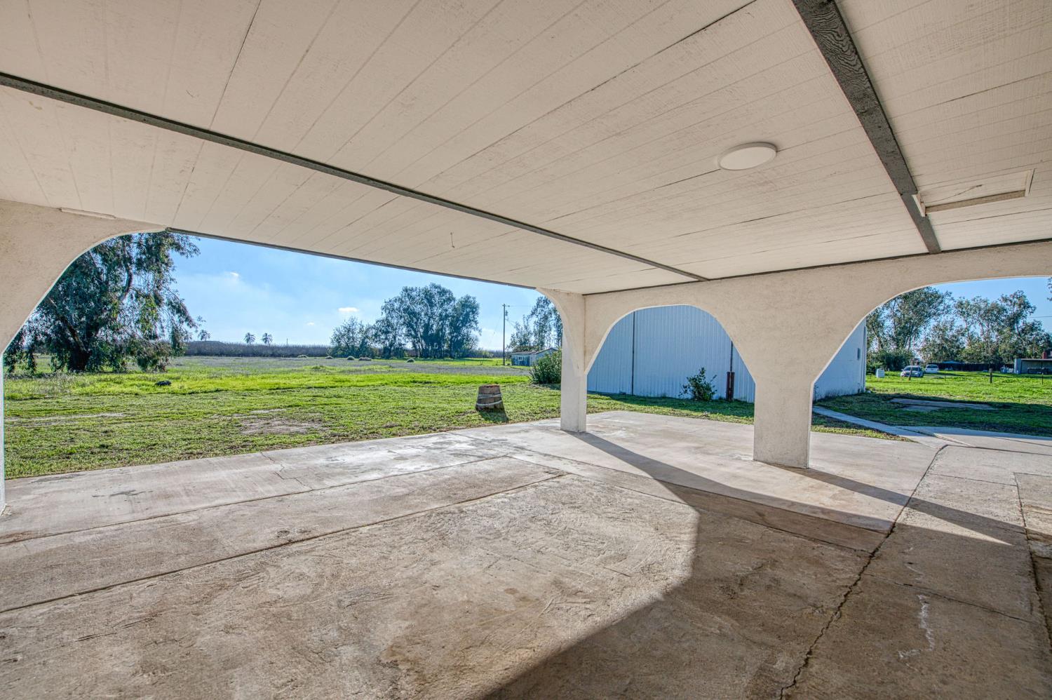 12027 S Brawley Ave, Caruthers, CA 93609