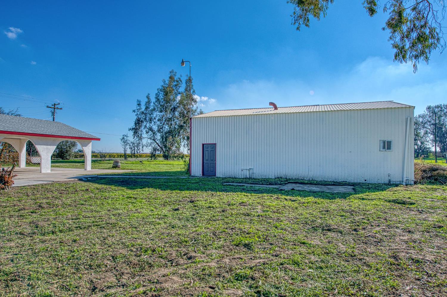 12027 S Brawley Ave, Caruthers, CA 93609