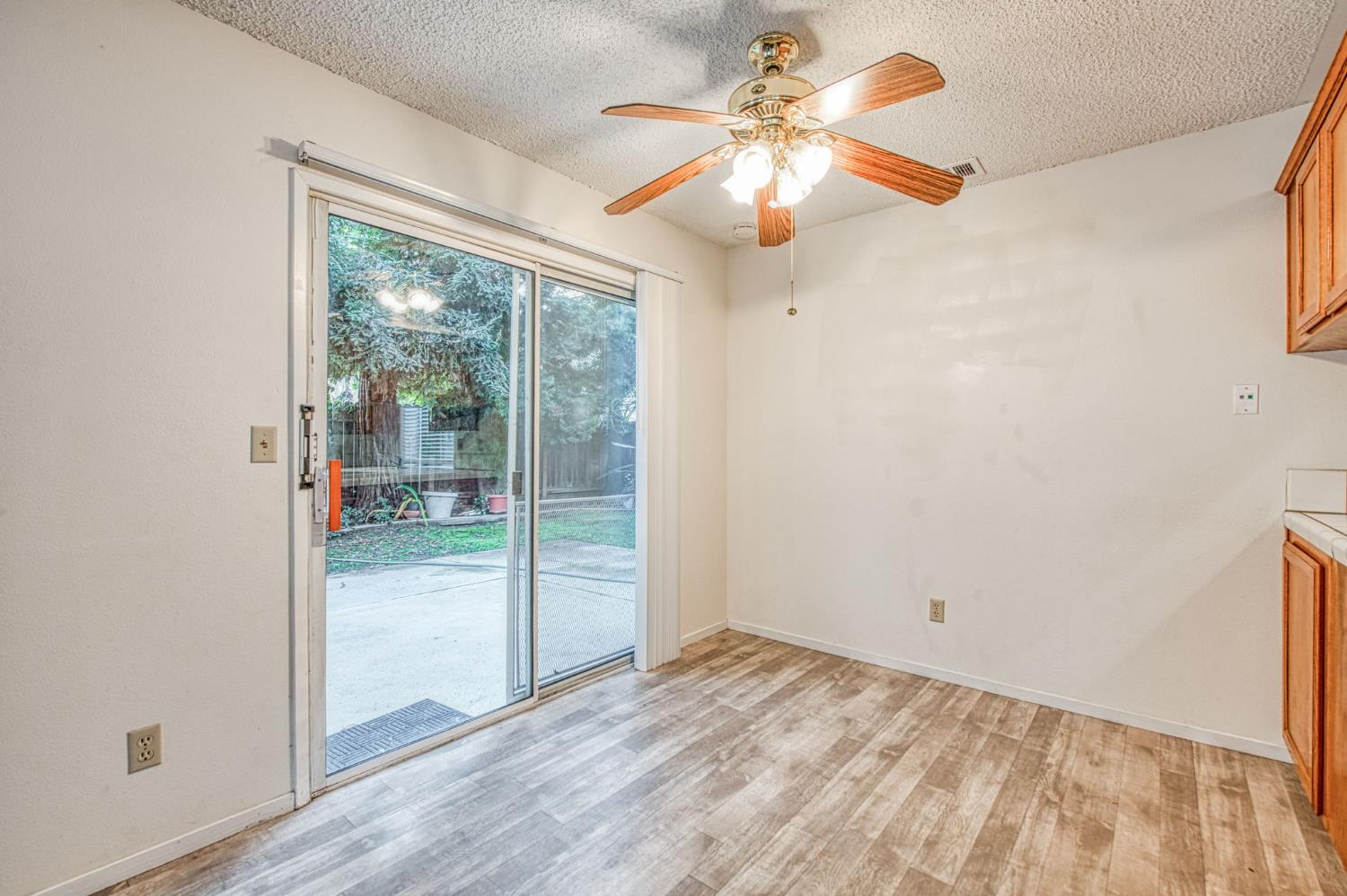 8665 N Cedar Ave #150, Fresno, CA 93720