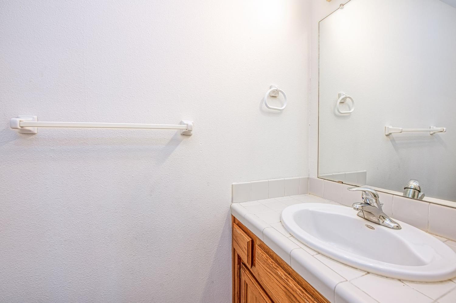 8665 N Cedar Ave #150, Fresno, CA 93720