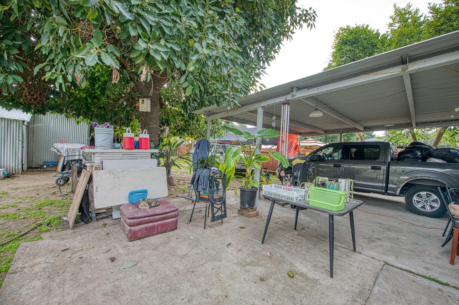 2451 Yerba St, Selma, CA 93662