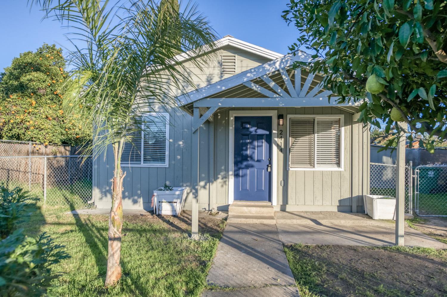 2414 Snyder St, Selma, CA 93662