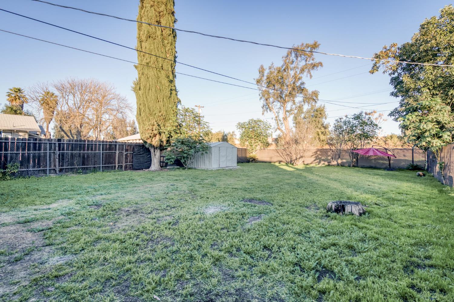 2414 Snyder St, Selma, CA 93662