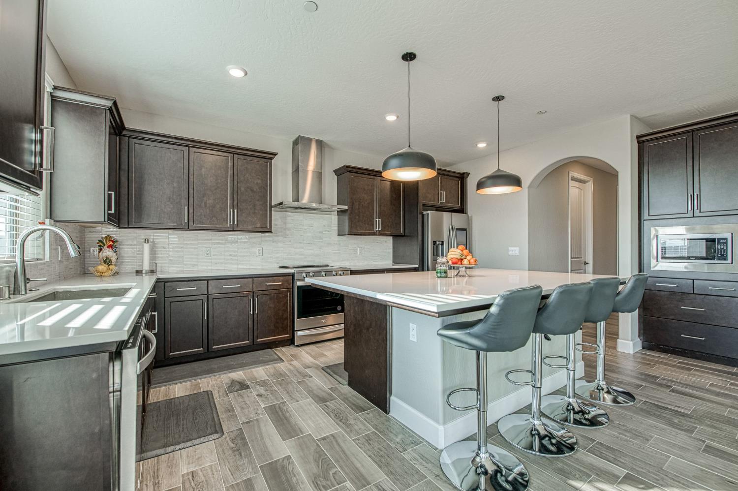 19733 Desert Willow Ln, Friant, CA 93626