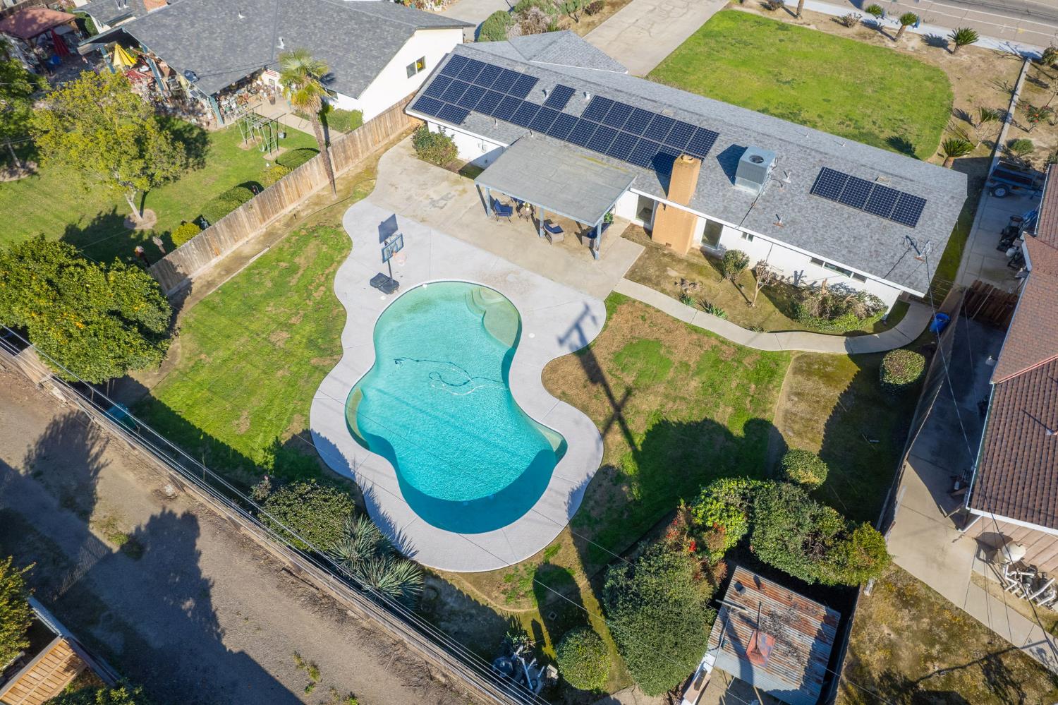 2511 18Th Ave, Kingsburg, CA 93631