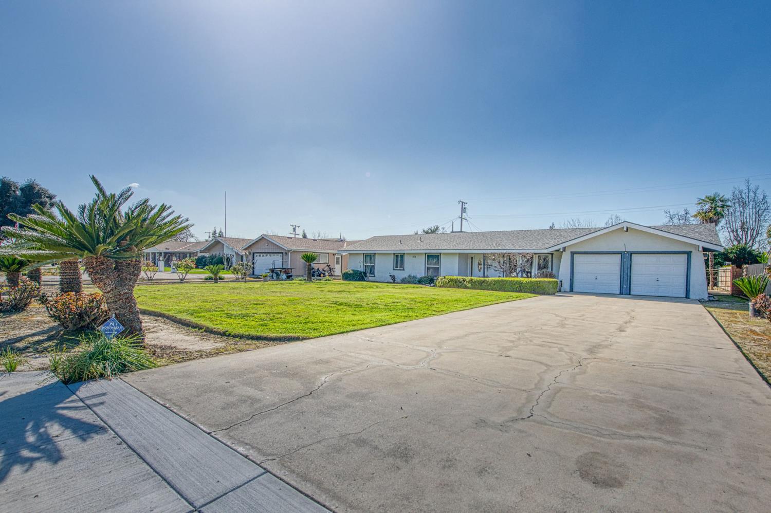 2511 18Th Ave, Kingsburg, CA 93631