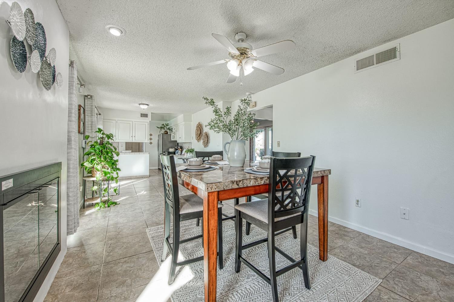 2511 18Th Ave, Kingsburg, CA 93631