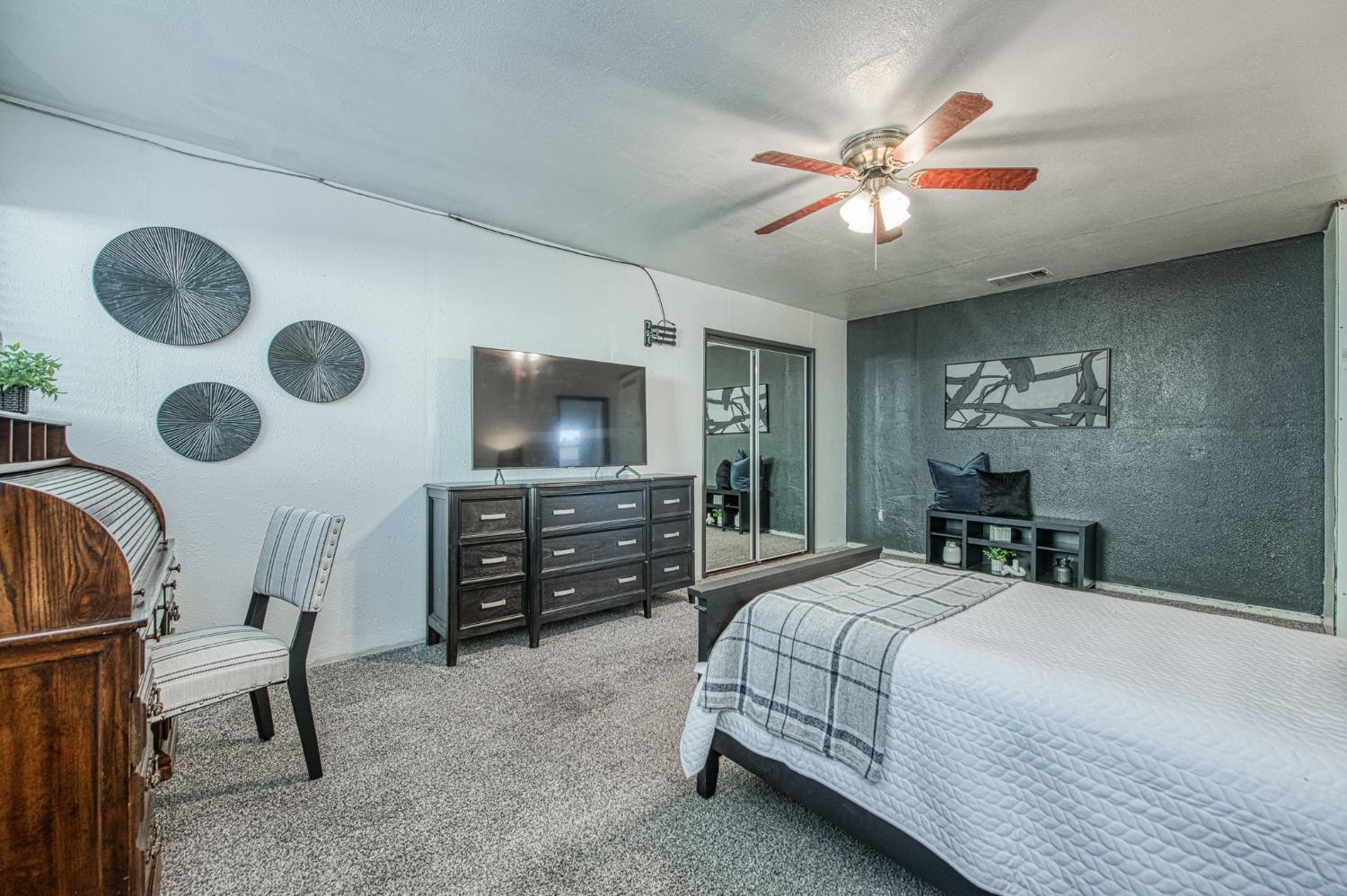 2511 18Th Ave, Kingsburg, CA 93631