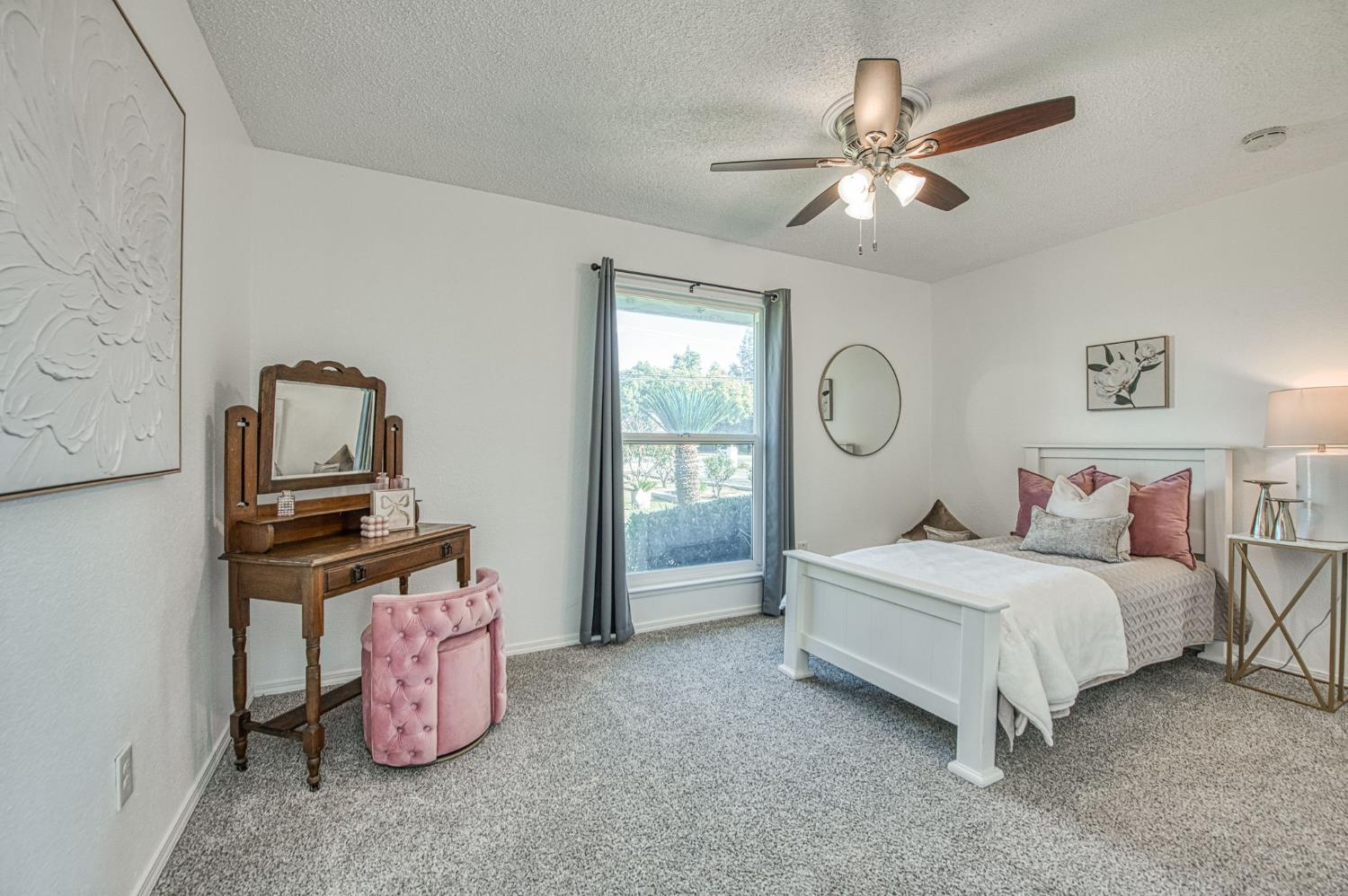 2511 18Th Ave, Kingsburg, CA 93631