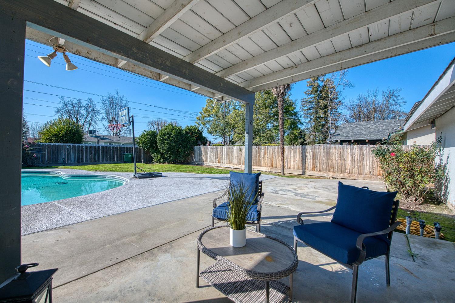 2511 18Th Ave, Kingsburg, CA 93631