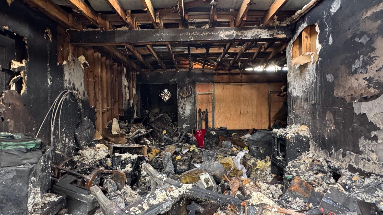 2020 W Olive Ave, Fresno, CA 93728