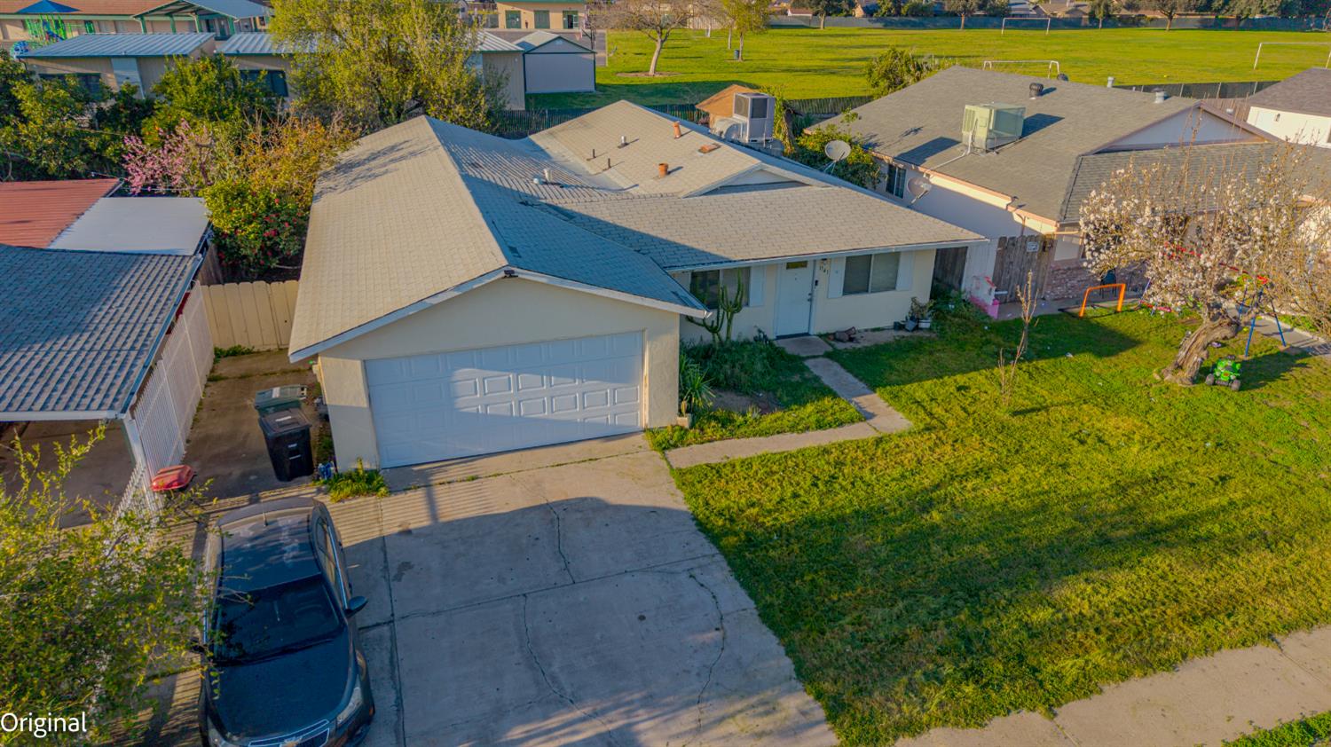 1741 Hickory Ave, Livingston, CA 95334