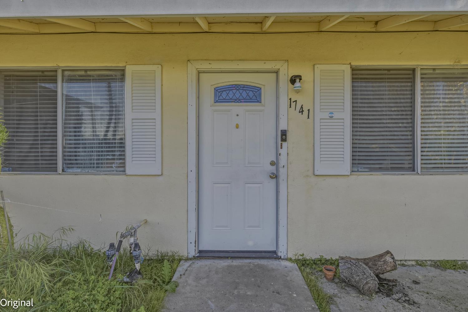 1741 Hickory Ave, Livingston, CA 95334