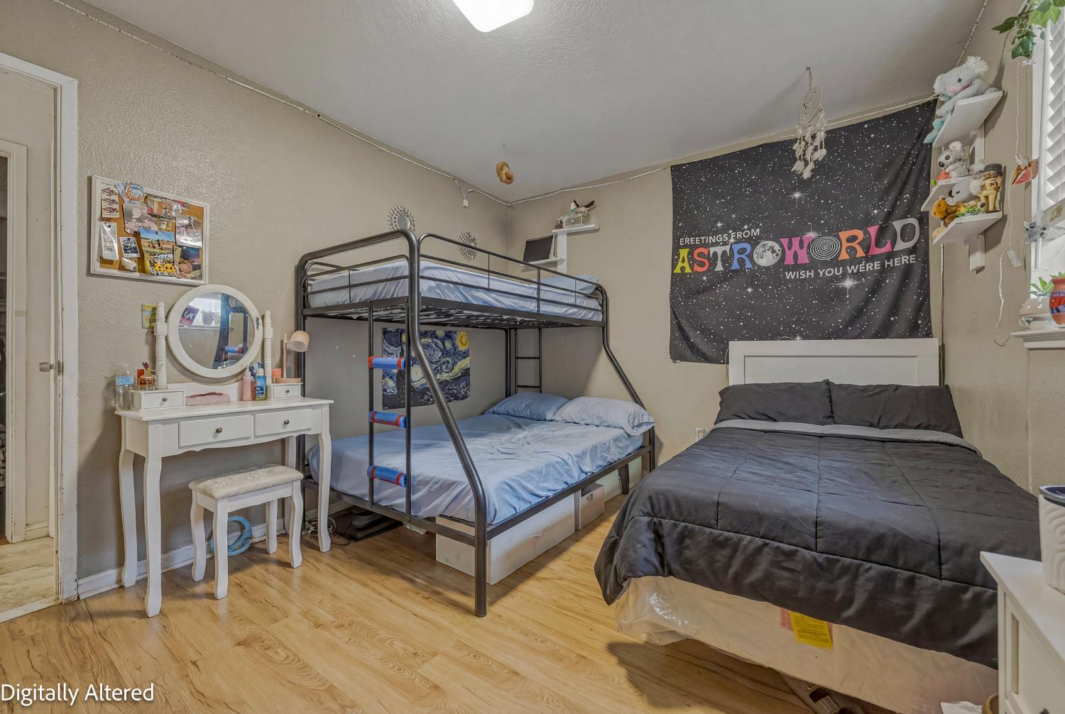 1741 Hickory Ave, Livingston, CA 95334