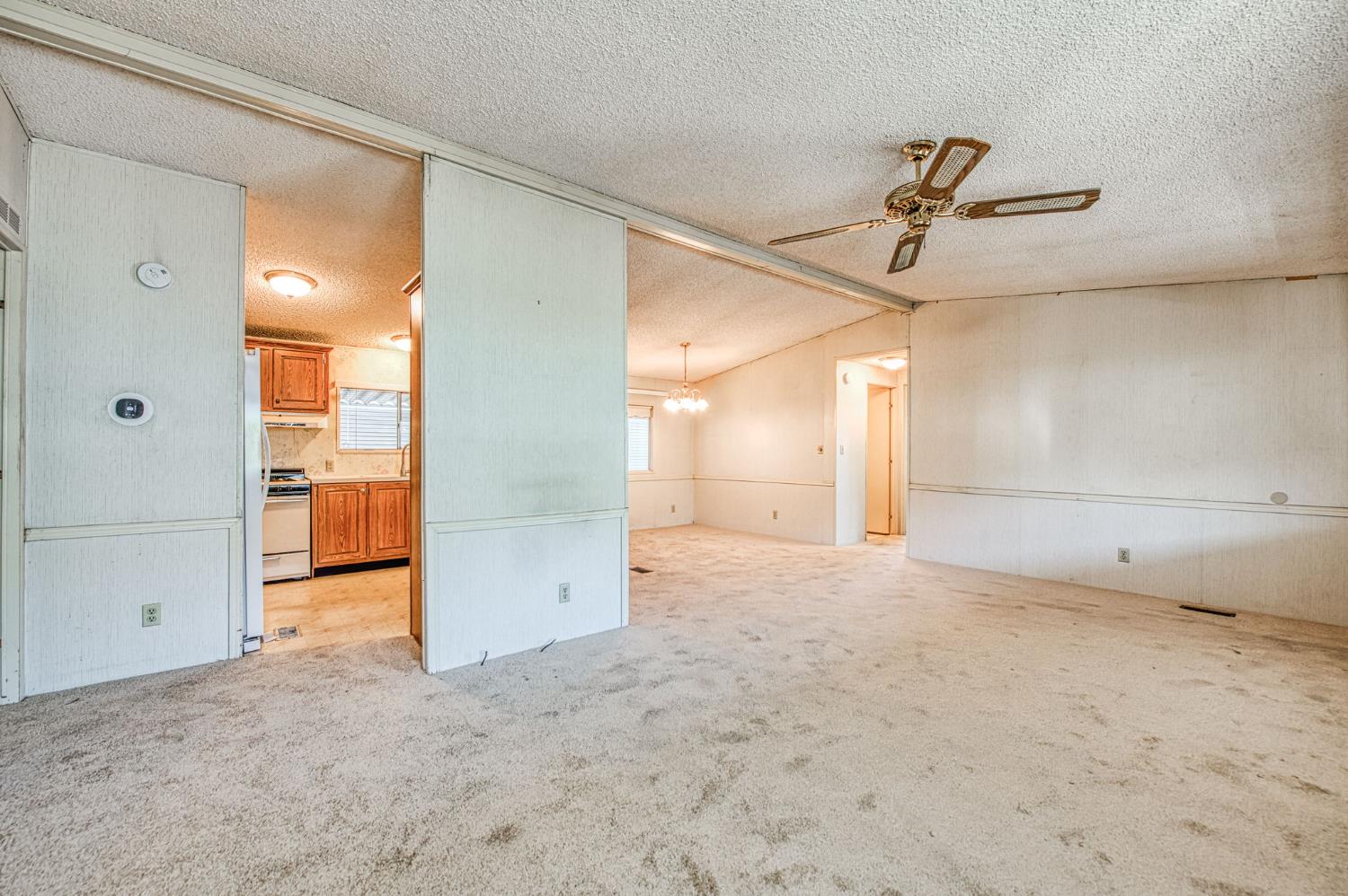 1551 6Th Avenue Dr #157, Kingsburg, CA 93631