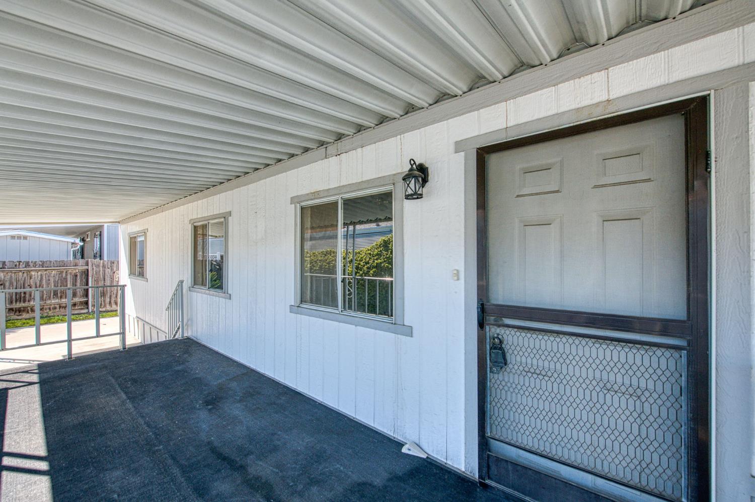 1551 6Th Avenue Dr #157, Kingsburg, CA 93631