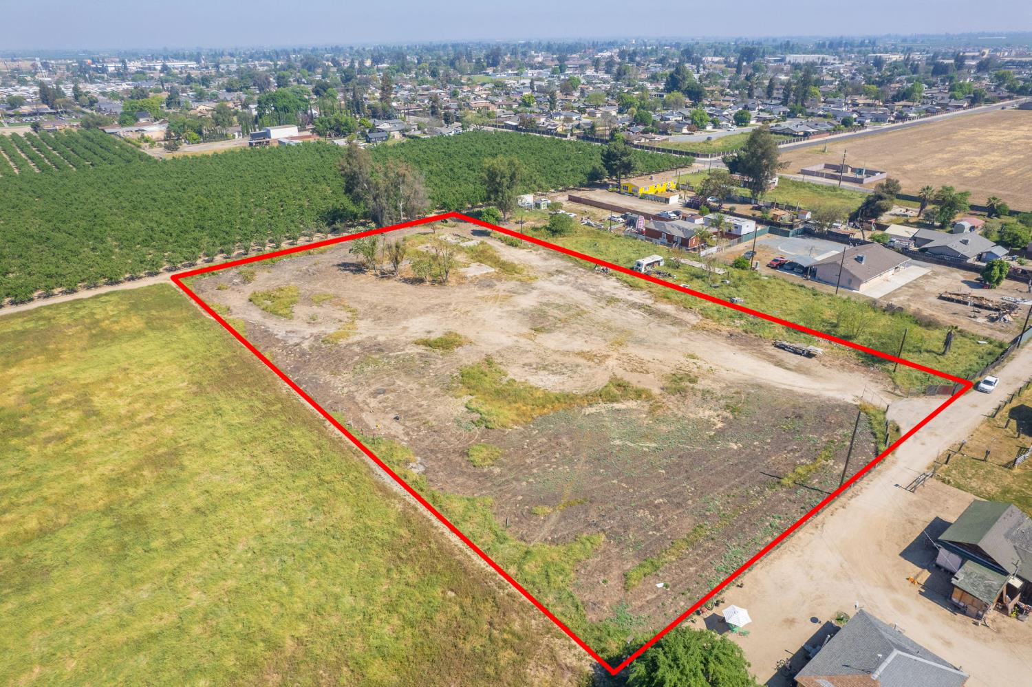 465 6Th Avenue Dr, Kingsburg, CA 93631