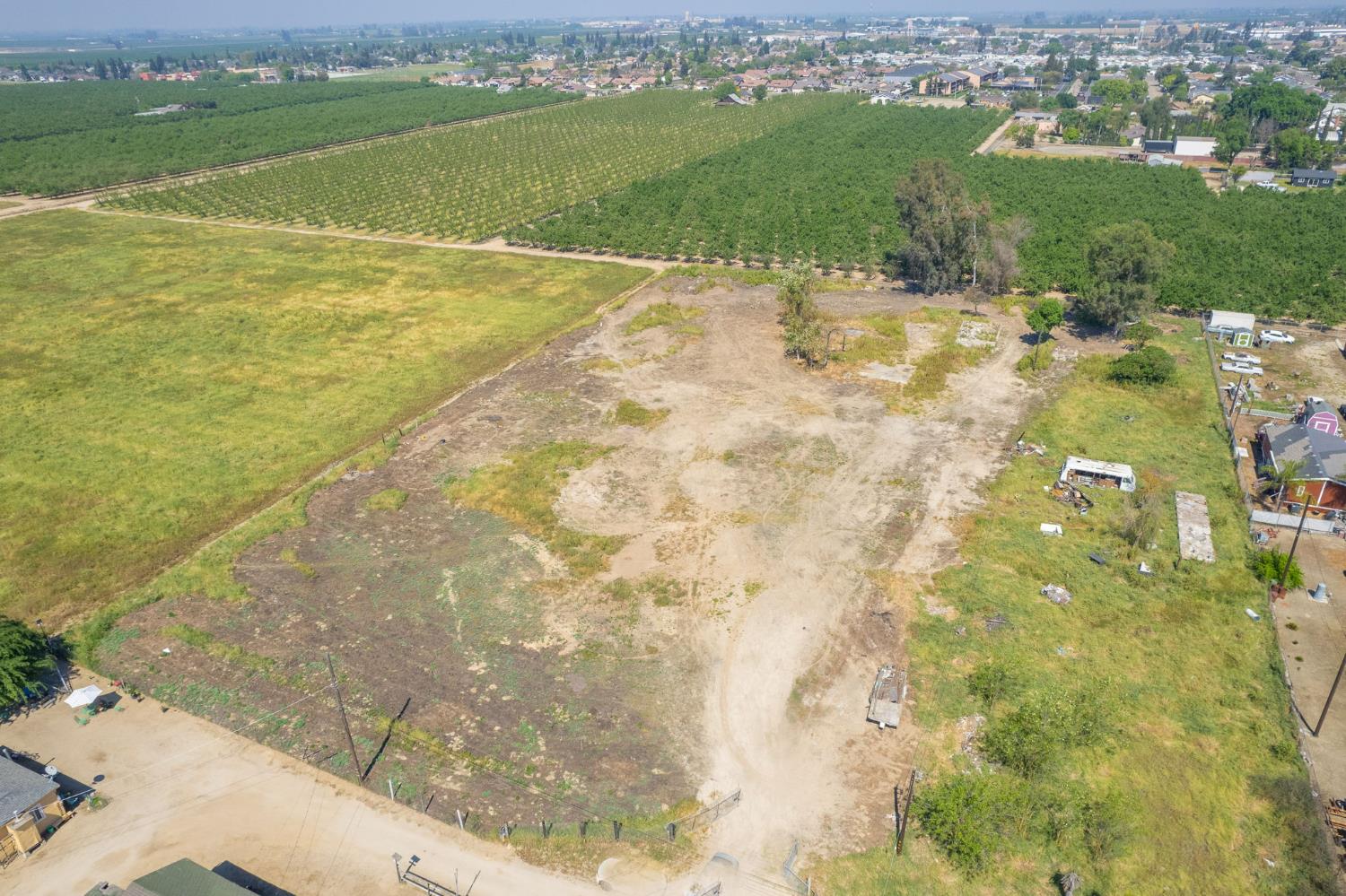 465 6Th Avenue Dr, Kingsburg, CA 93631