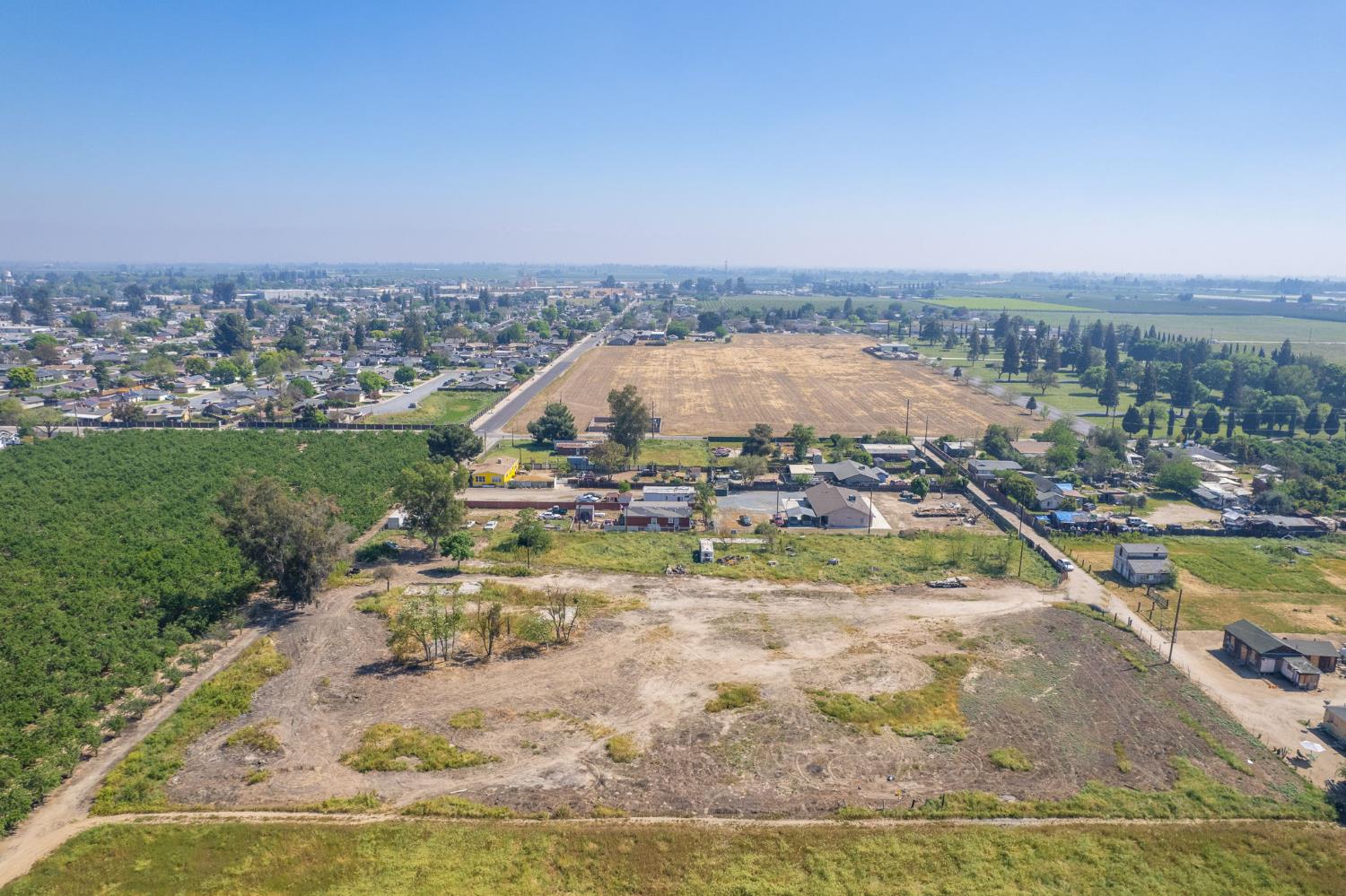 465 6Th Avenue Dr, Kingsburg, CA 93631