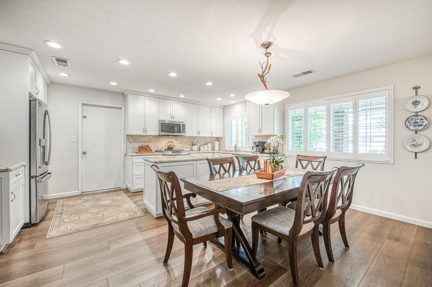 2543 15Th Ave, Kingsburg, CA 93631