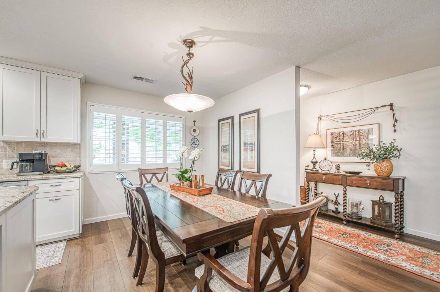 2543 15Th Ave, Kingsburg, CA 93631