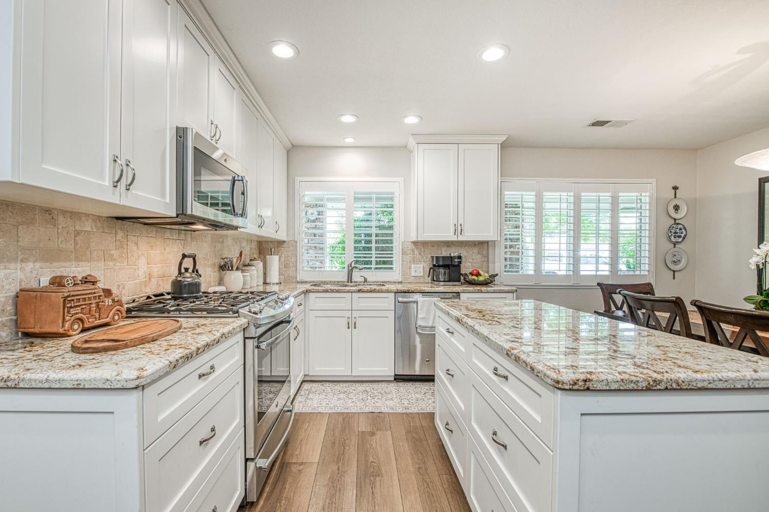 2543 15Th Ave, Kingsburg, CA 93631