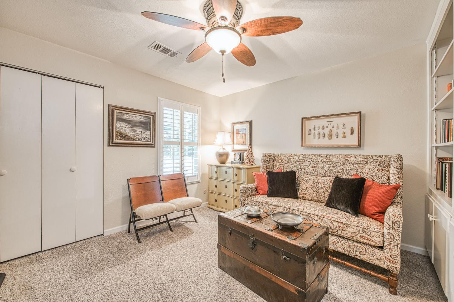 2543 15Th Ave, Kingsburg, CA 93631