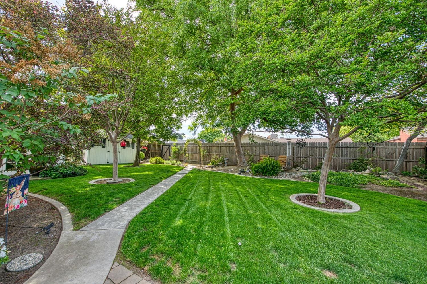 2543 15Th Ave, Kingsburg, CA 93631