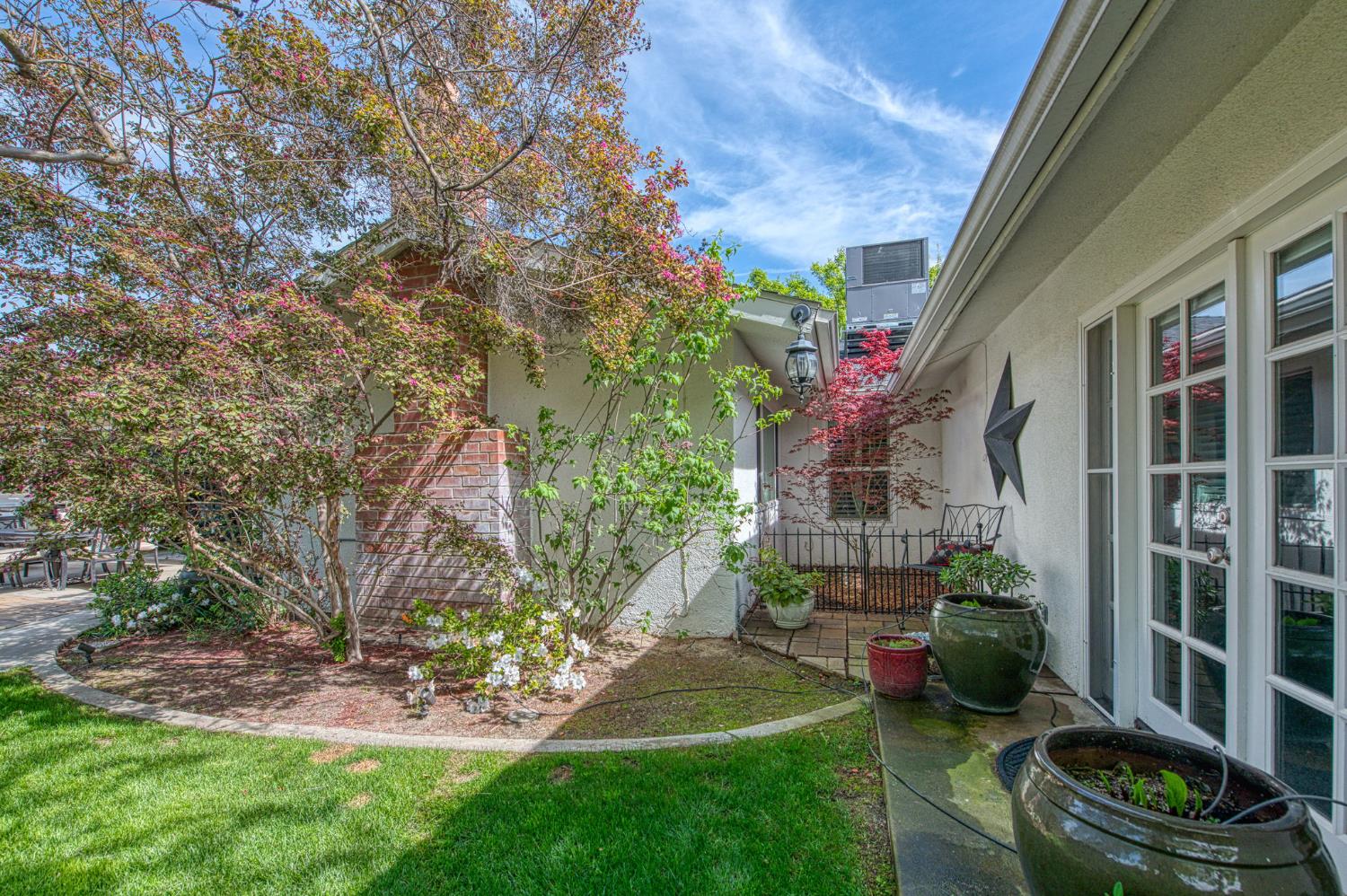 2543 15Th Ave, Kingsburg, CA 93631