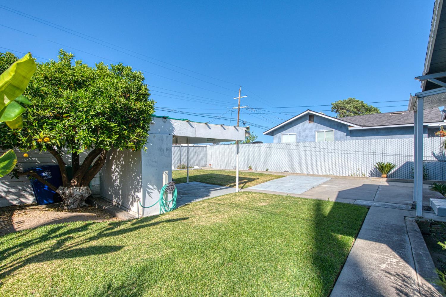 2434 Yerba St, Selma, CA 93662