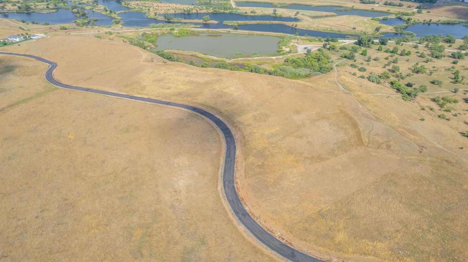 40313 River Estate Dr, Madera, CA 93636